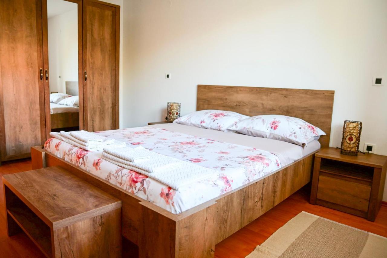 Apartment Laetitia Kastelir Luaran gambar